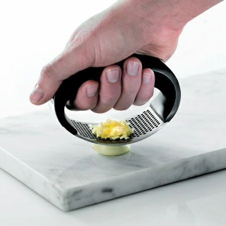 2 Пресс для чеснока Leifheit Proline фото 3